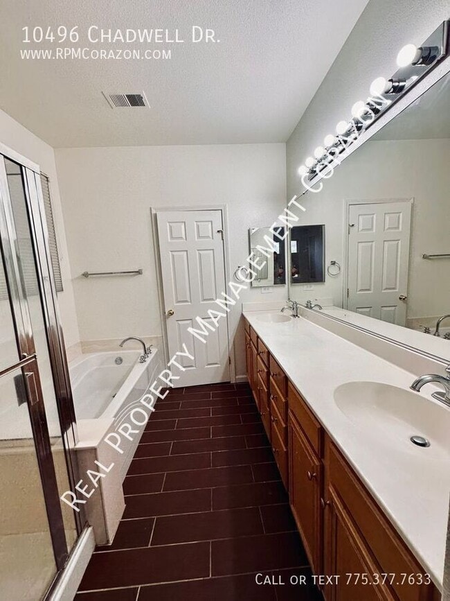 Building Photo - 10496 Chadwell Dr