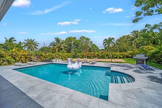 Building Photo - 305 NW 124th St