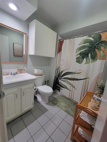 Building Photo - 10918 Listi Dr