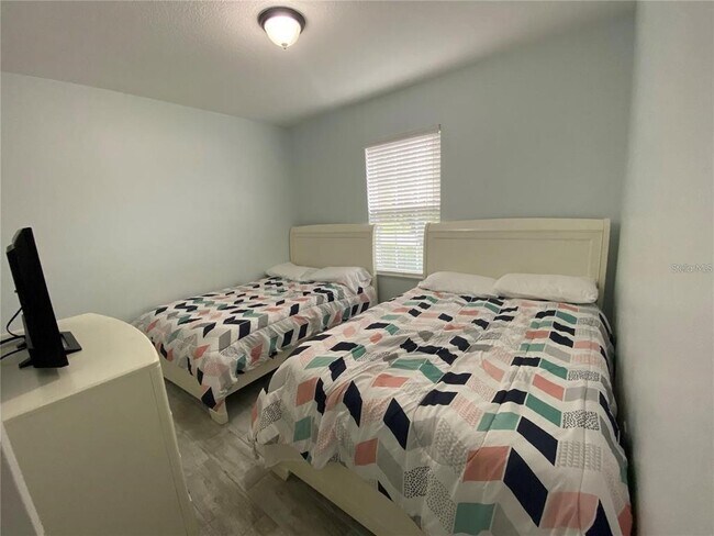 Building Photo - 9027 Paolos Pl