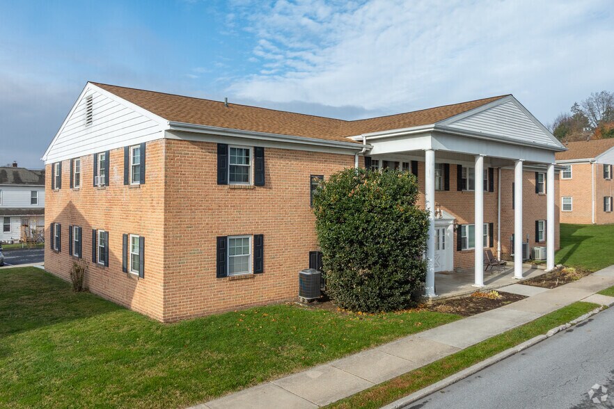 Building Photo - Preble Arms Apartments