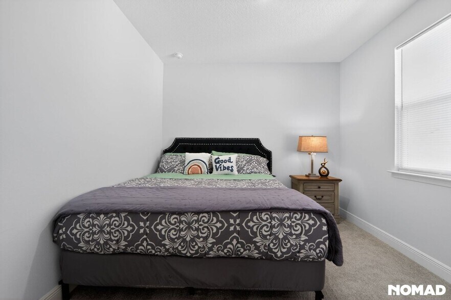 Building Photo - 10322 Marconi Ave