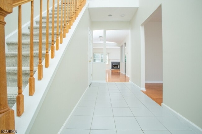 Building Photo - 572 Old Dover Rd