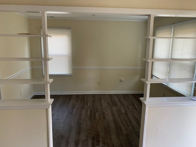 Building Photo - Cute 3 Bedroom 1 Bath Home
