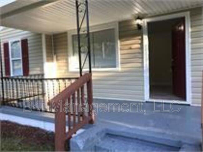 Building Photo - 1007 E Mcintosh Rd