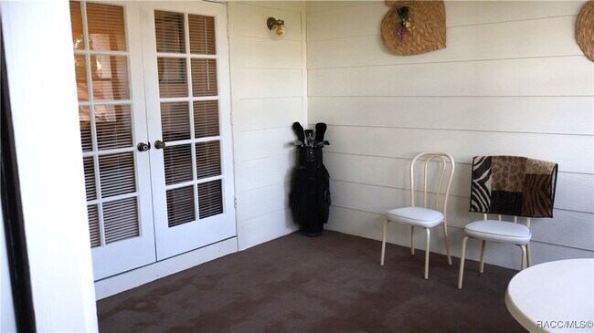 Building Photo - 115 E Hartford St