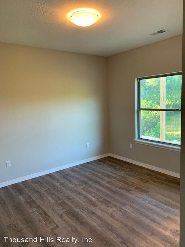 Building Photo - 3 br, 2 bath House - 195 Rockridge Rd