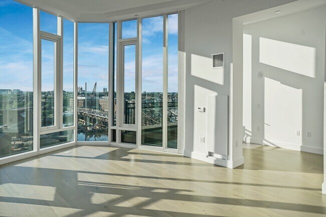 Building Photo - 100 Lovejoy Pl