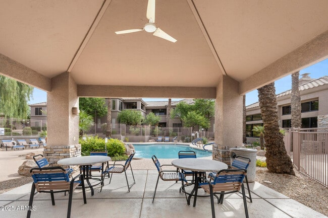 Building Photo - 11680 E Sahuaro Dr