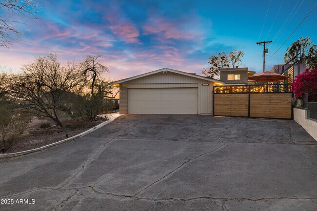 Building Photo - 2306 N 55th St