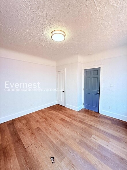 Building Photo - 3824 Tyler St