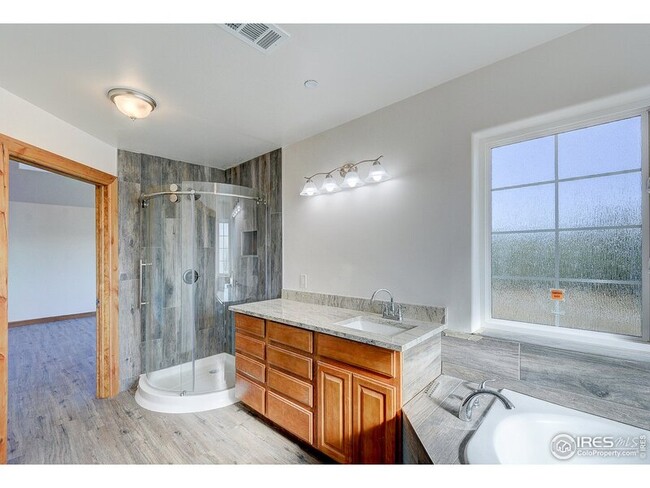 Building Photo - 6820 Willow Vista Ct