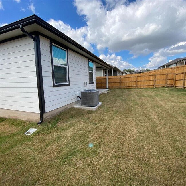 Building Photo - 182 Eagle Mountain Trl1