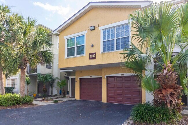 Primary Photo - 4000 Grande Vista Blvd