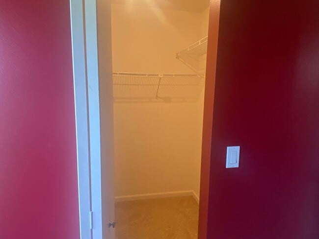 Building Photo - 2 Bedroom 2 Bathroom with Loft- Available Now!