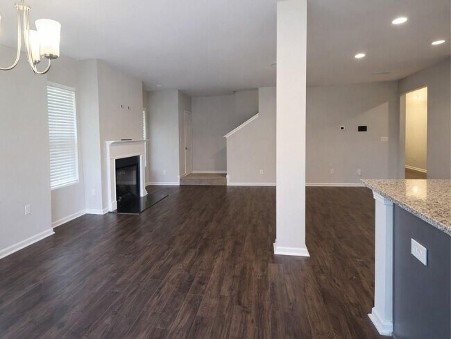 Building Photo - 1735 Labonte Pkwy