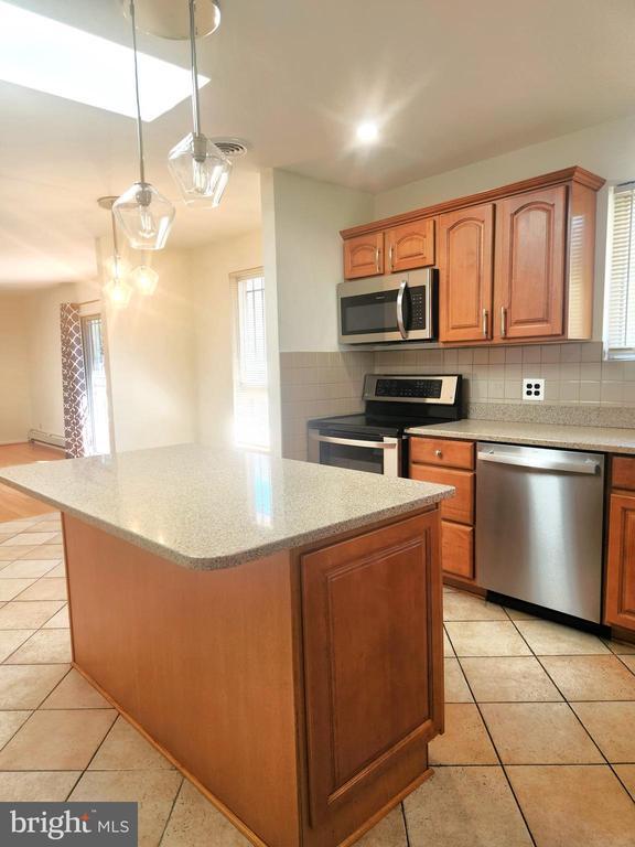 Building Photo - 5419 Sargent Rd