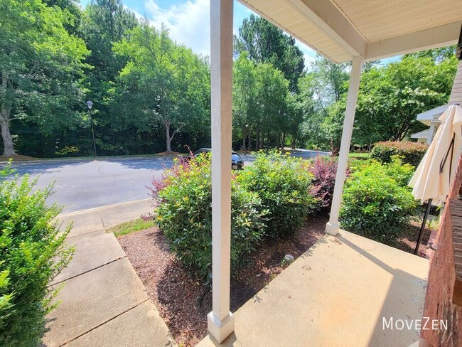 Building Photo - 3017 Summercroft Ln