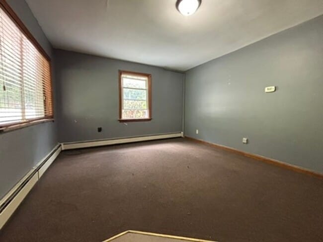 Building Photo - 2 Bed | 1 Bath | Value Rental