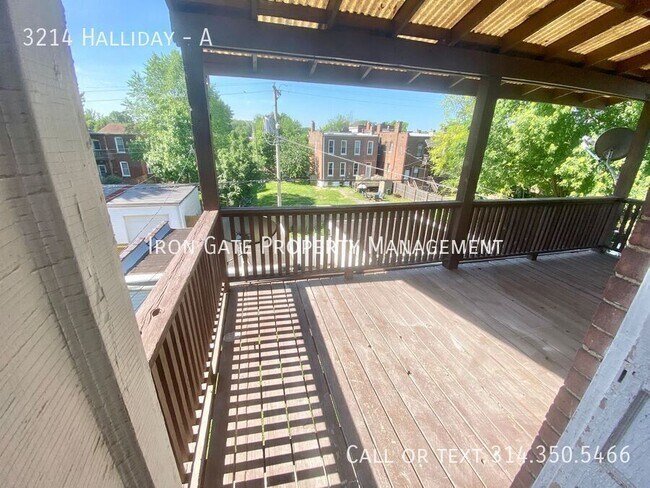 Building Photo - 3214 Halliday-A
