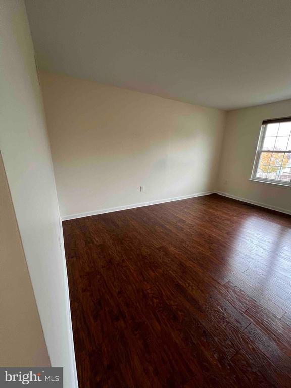 Building Photo - 6247 Spring Knoll Dr