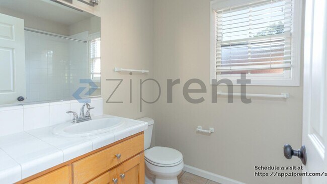 Building Photo - 1167 Broadway