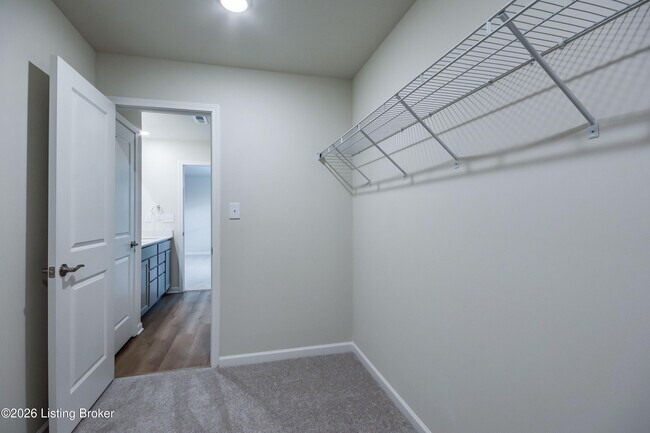 Building Photo - 16909 Aiken Rdg Cir