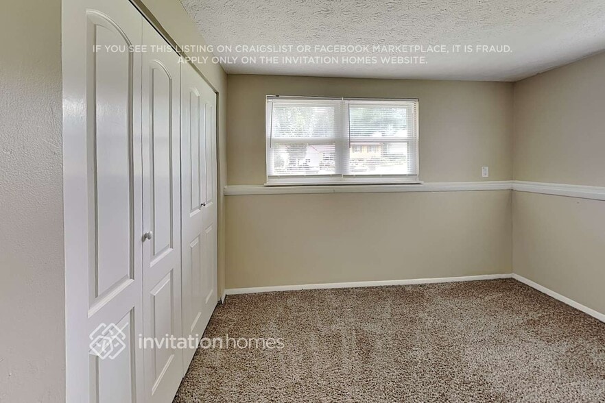 Building Photo - 390 Hembree Forest Cir