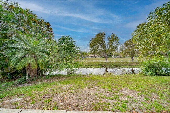 Building Photo - 11640 NW 39th St