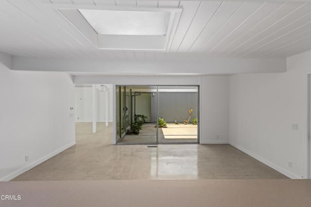Building Photo - 3832 E Casselle Ave
