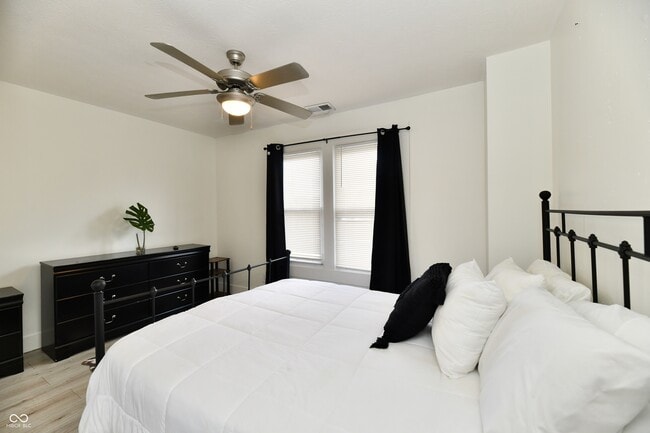 Building Photo - 1210 S Senate Ave