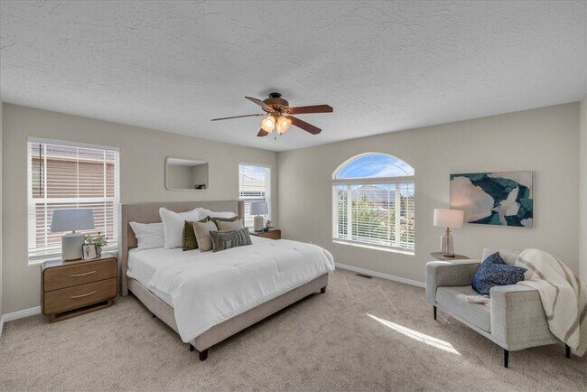 Building Photo - 2367 Monarch Cir