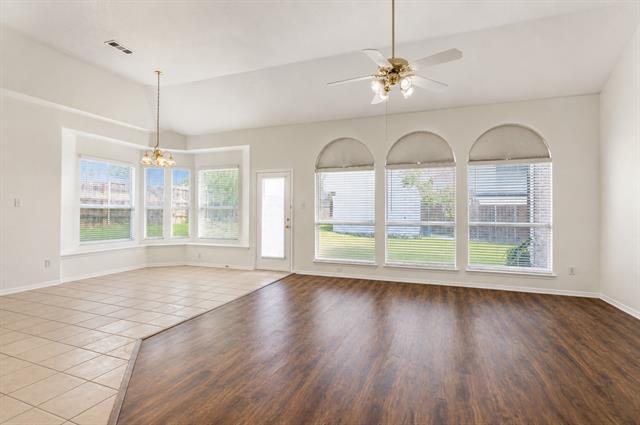 Building Photo - 10057 Wyndbrook Dr
