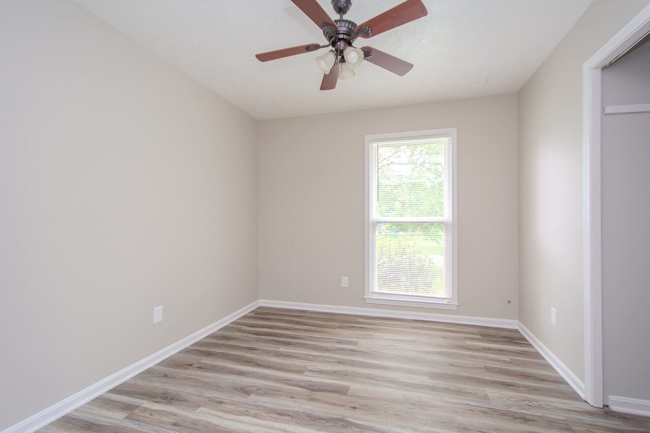 Building Photo - 1335 Heafer Rd