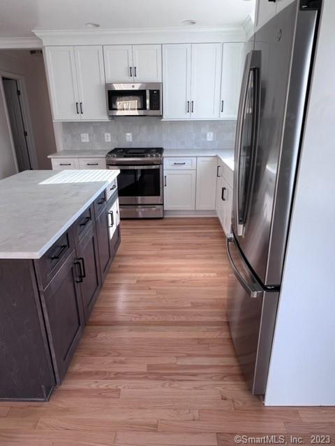 Building Photo - 274 Valley Rd