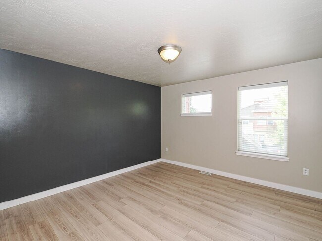 Building Photo - 3794 Lilac Heights Dr