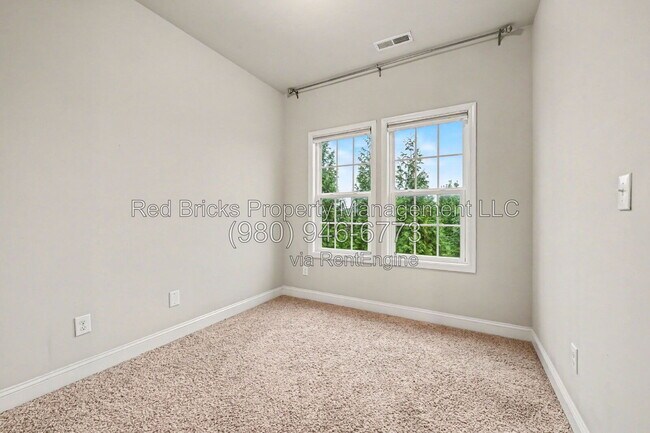 Building Photo - 9659 Camberley Ave NW