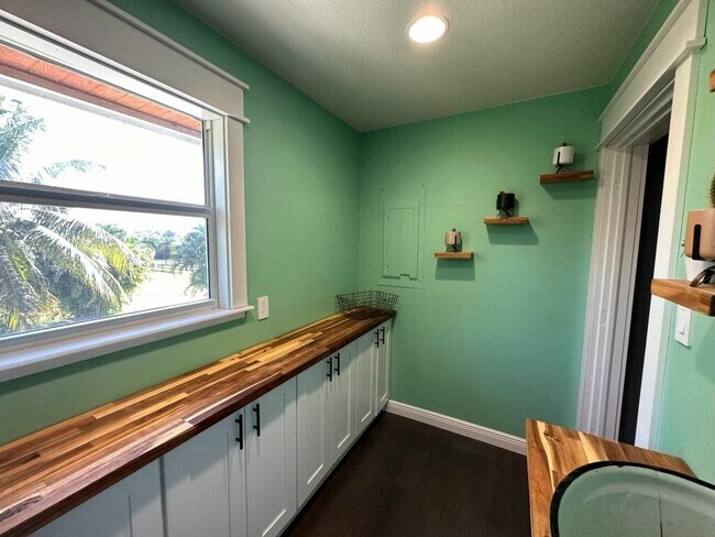 Building Photo - 4332 145th Ave N