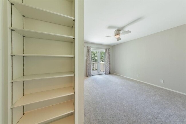 Building Photo - 4404 Travis Country Cir