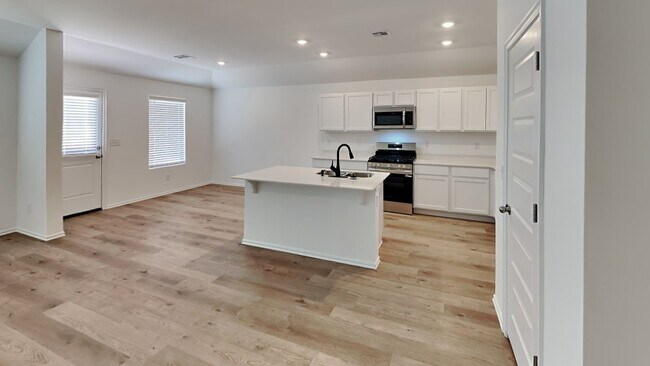 Building Photo - Brand New Spacious 4 Bedroom 2 Bath Home in Mustang Schools