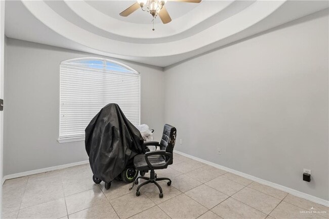 Building Photo - 21 S 25th St