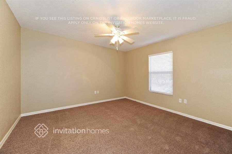 Building Photo - 22629 Willow Lakes Dr
