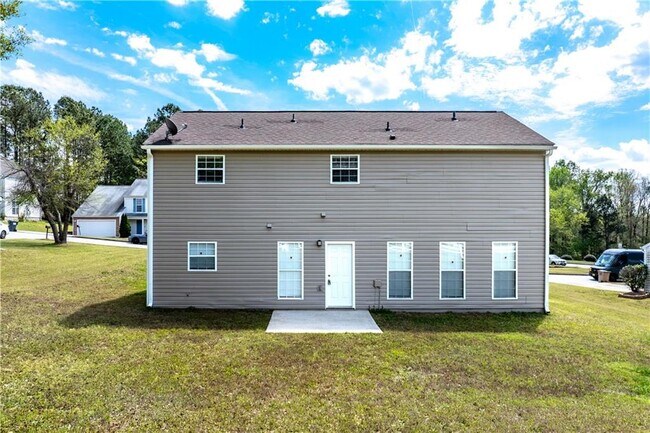 Building Photo - 1098 Village Creek