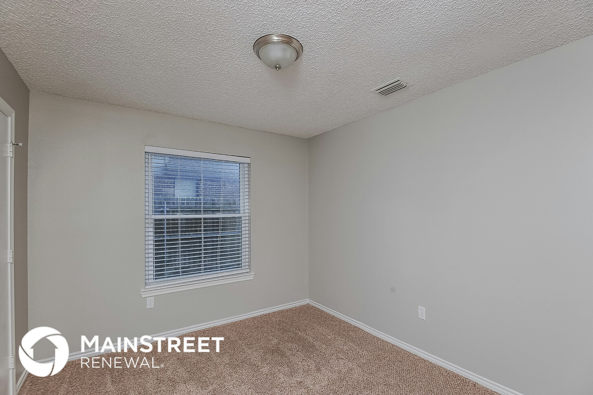 Building Photo - 707 Gunnison Ct