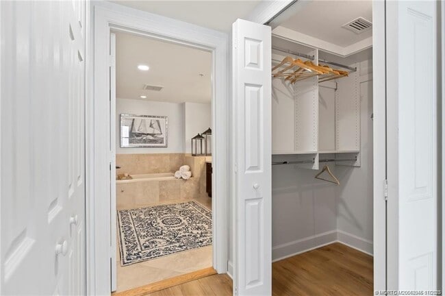 Building Photo - 3702 N Hwy A1A