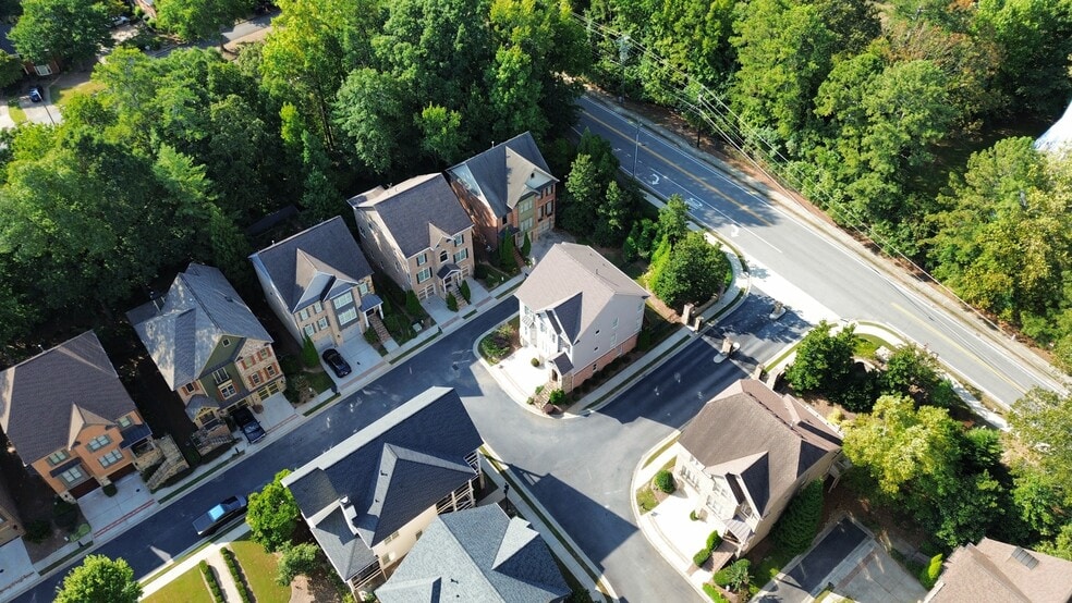 Building Photo - 7955 Magnolia Sq