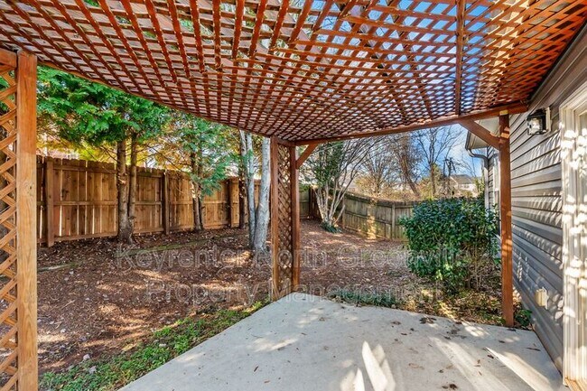 Building Photo - 116 Bascom Ct