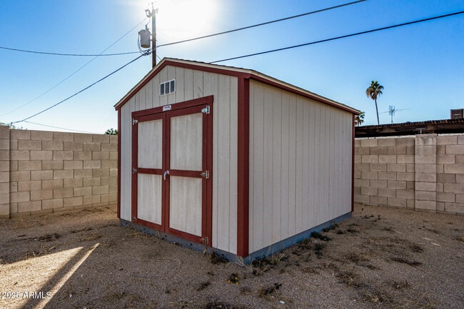 Building Photo - 18006 N Villa Rita Dr