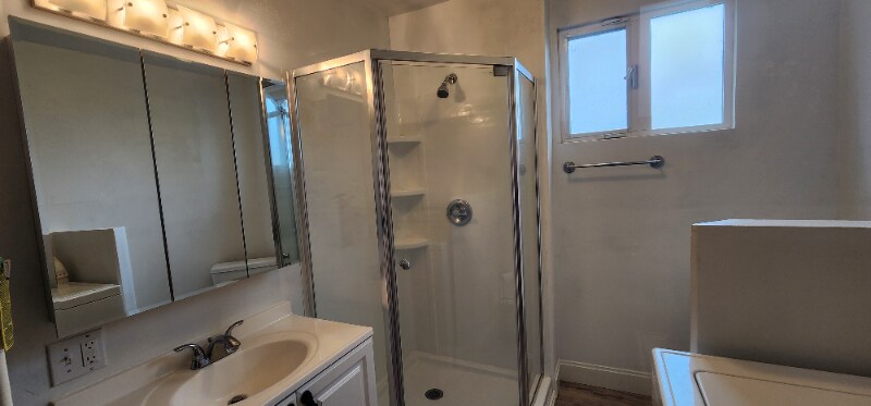 Building Photo - 511 Tyler St