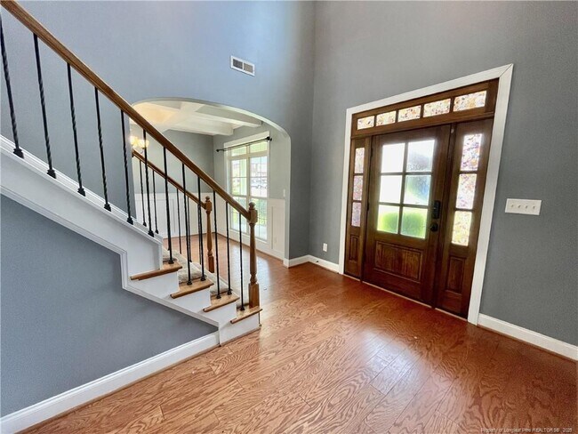 Building Photo - 4033 Hunting Path Dr